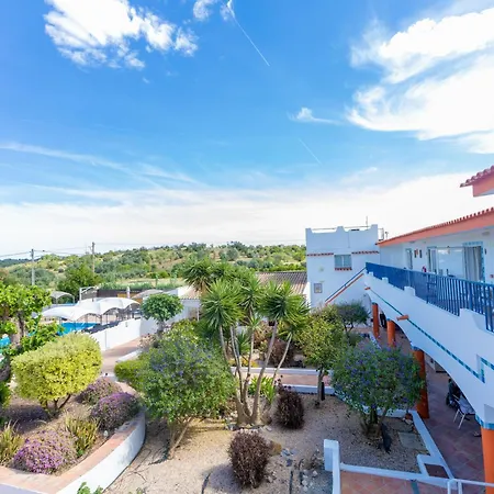 Centre Algarve 3* Монкарапашу